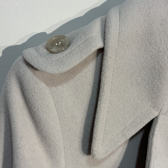 DKNY Ivory coat - women’s size 6 (wool & cashmere ) - Picture 6 of 8